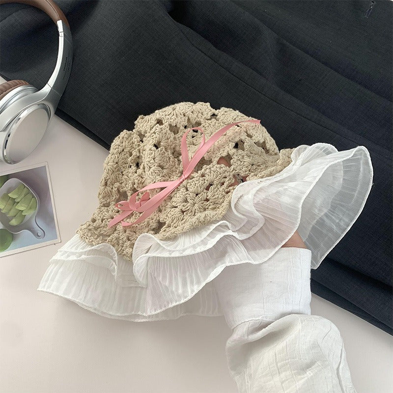 Outdoor Hollowed Out Handmade Bow Fisherman Hat for Women Traveling with A Large Brim That Accentuates The Face and A Small Hat